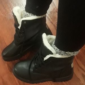 Size 10 boot women's boots warm furry cute!